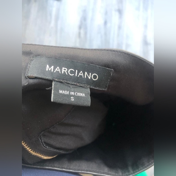 Marciano leather substitute skirt. - Picture 4 of 13